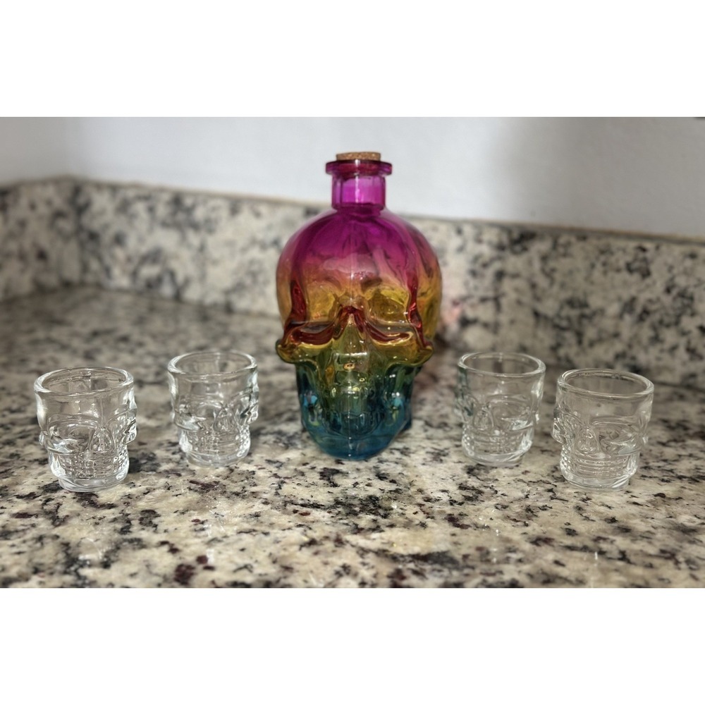 Skull Decanter Shot Glass Set Rainbow Glass Bottle 4 Skull Shots New Bar Decor